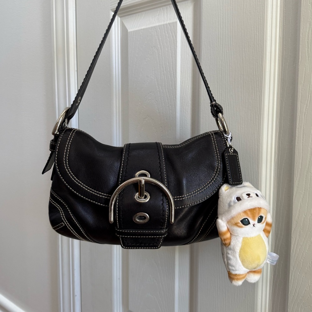 Vintage coach shoulder soho